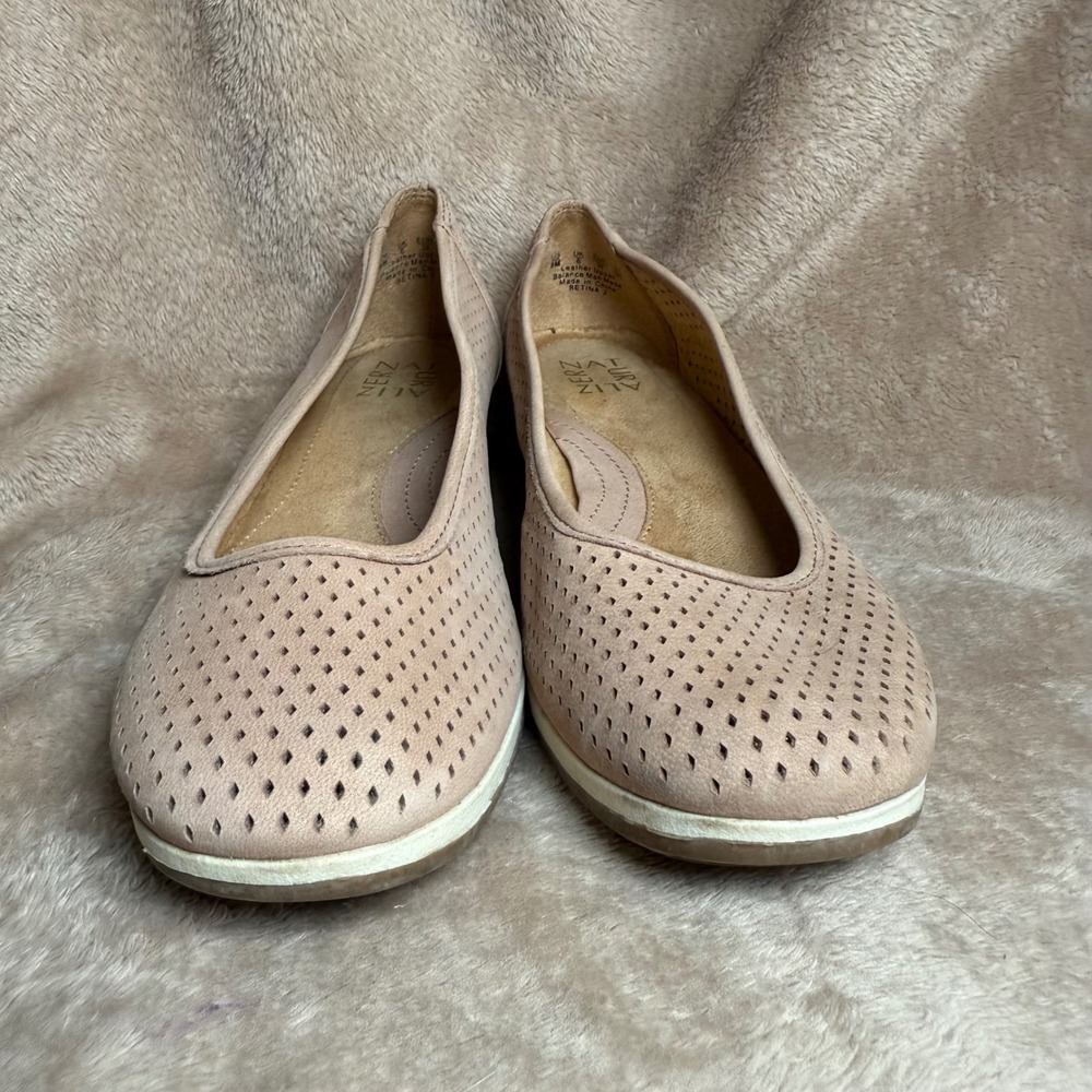 Naturalizer Women's 8M Betina 2 Pink‎ White Leather Wedge Slip On Perforated - Picture 2 of 8